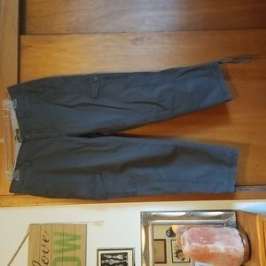 Eddie Bauer cargo capris sz 4